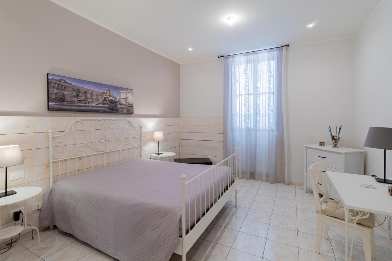 Syracuseapartments Il Piave Di Siracusa Appartamento Per 6 Persone Vicino Ad Ortigia A 200M Dal Mare ภายนอก รูปภาพ
