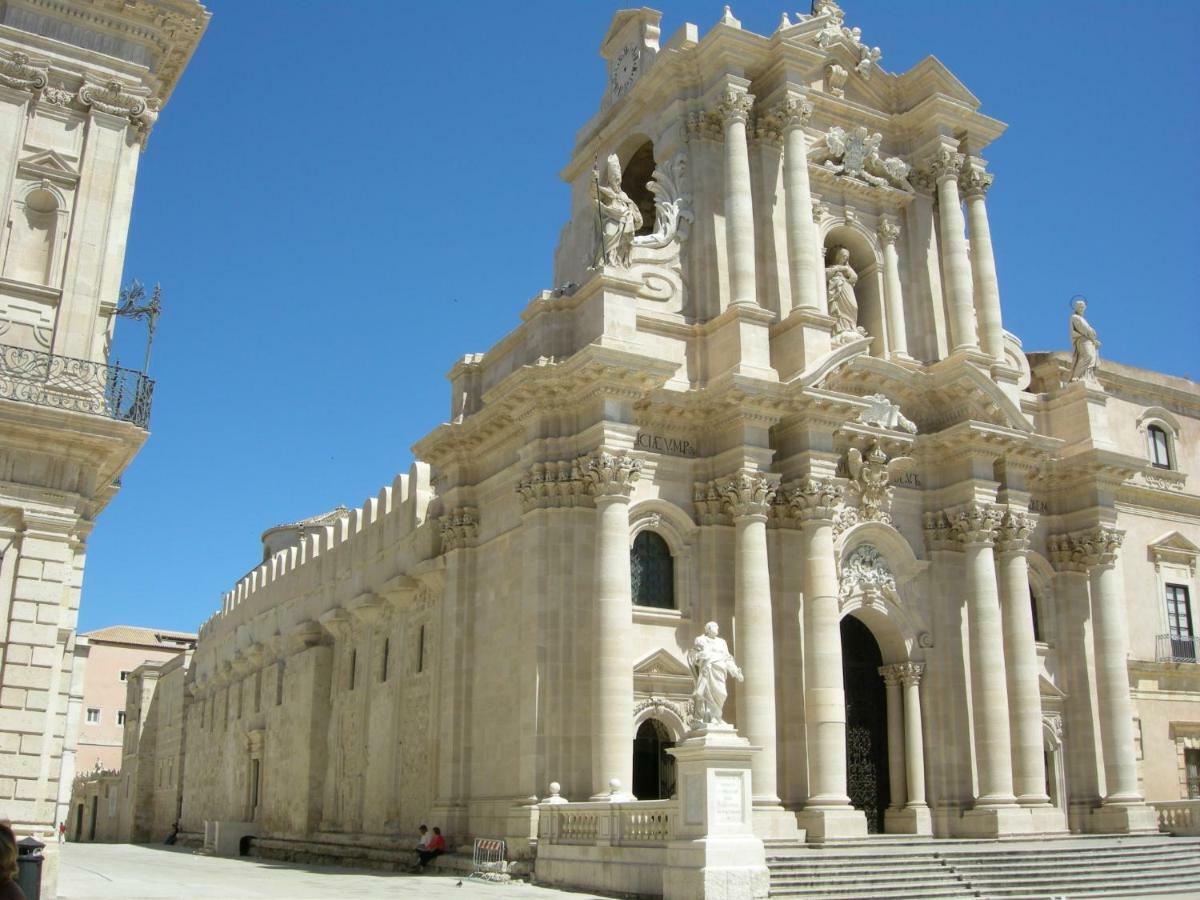 Syracuseapartments Il Piave Di Siracusa Appartamento Per 6 Persone Vicino Ad Ortigia A 200M Dal Mare ภายนอก รูปภาพ